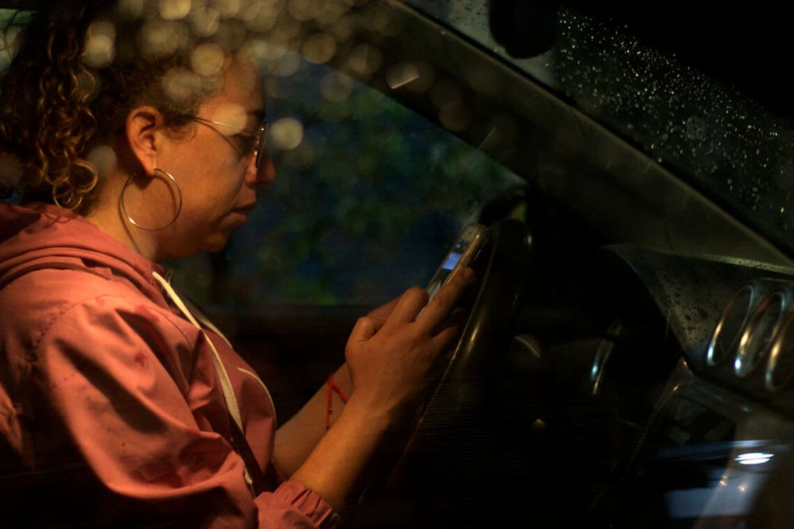 Survey: Distracted Driving Affects Fleet Drivers 