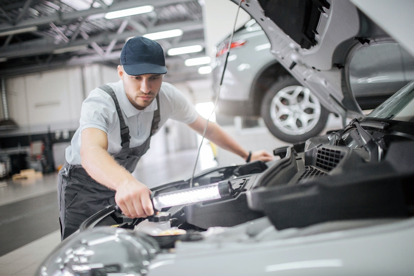 A shortage of car repair technicians has deepened. The industry will stand 642,000 workers short of capacity by 2024.